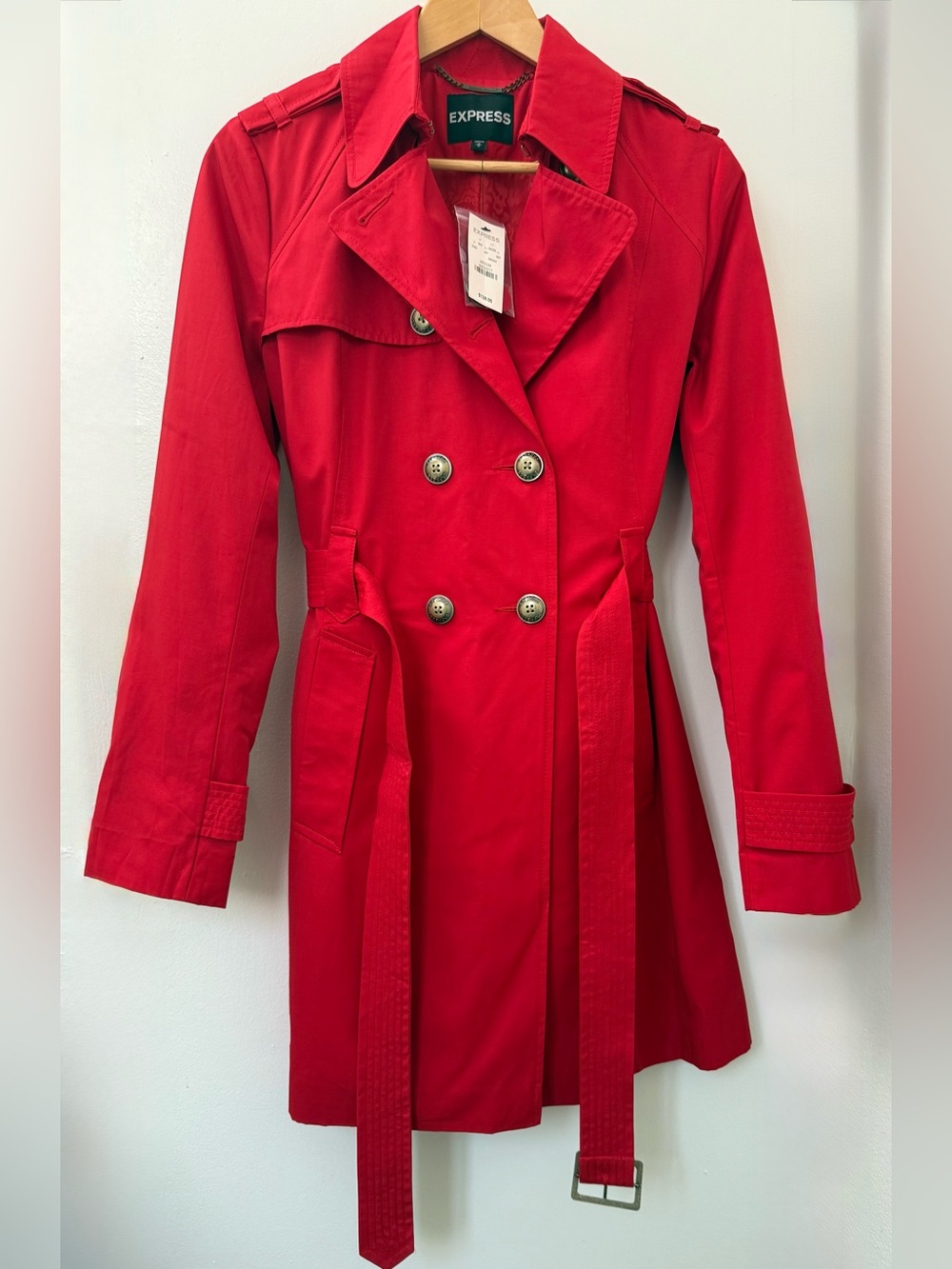 NEW WITH TAGS! Stylish Red Express Raincoat with Belt Trenchcoat Sz M